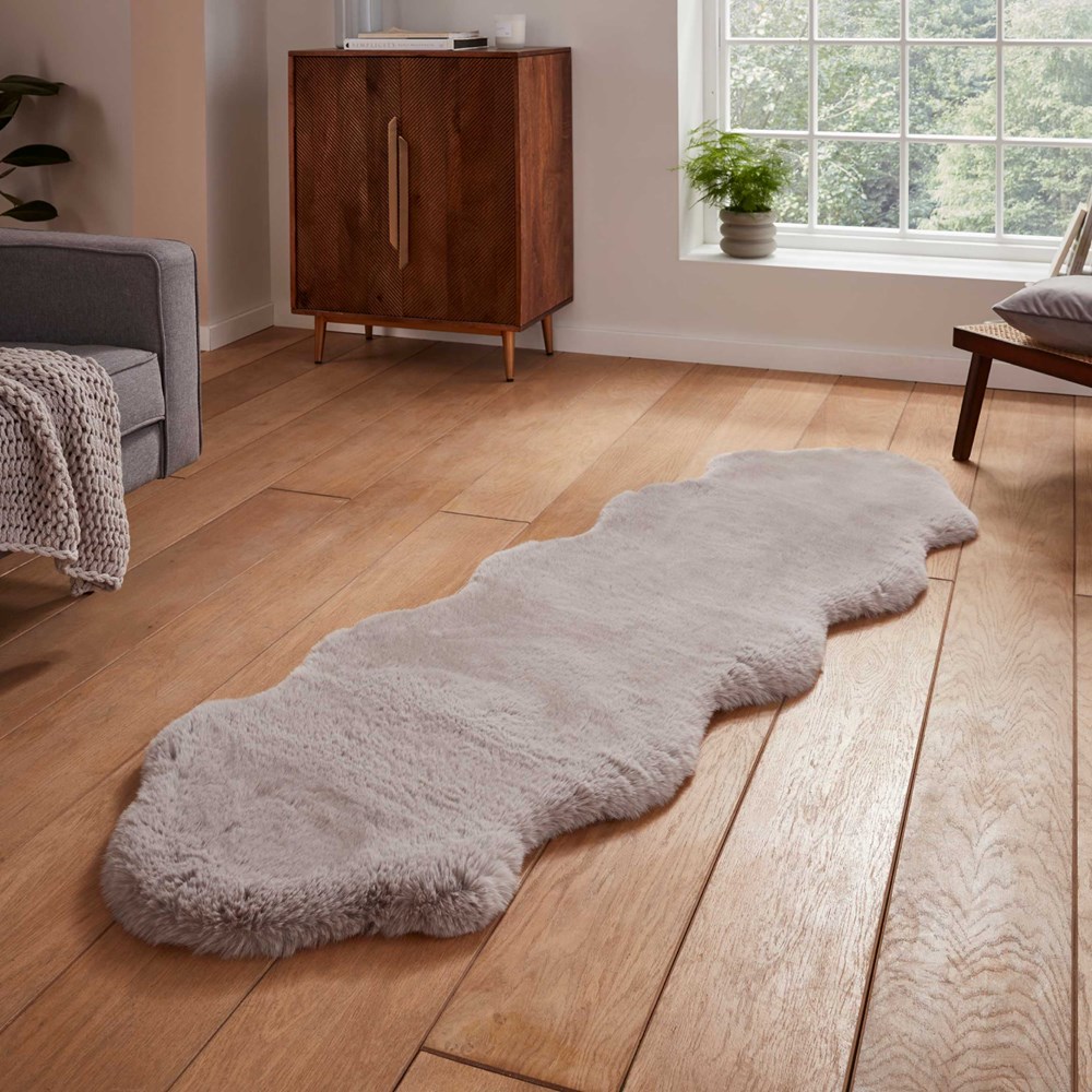 Super Teddy Plain Shaggy Faux Sheepskin Rugs in Silver Grey